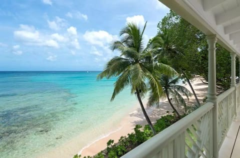Hemingway House - Beachfront