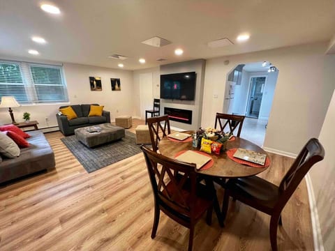 H1: 1BDR Apartment Downtown Stamford