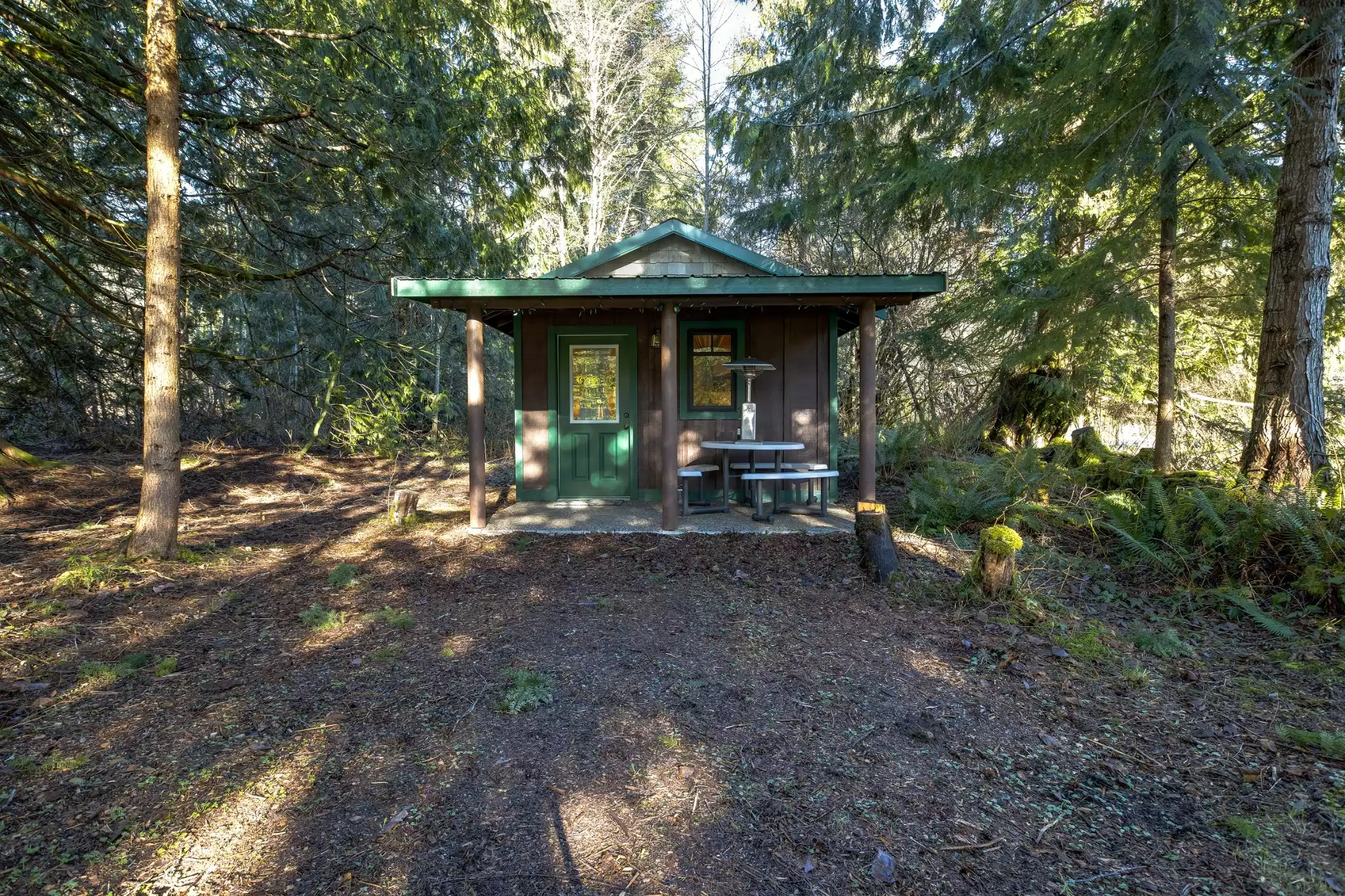 Cabin Front - Mt Baker Lodging 72MF - Sleeps 2! - Maple Falls