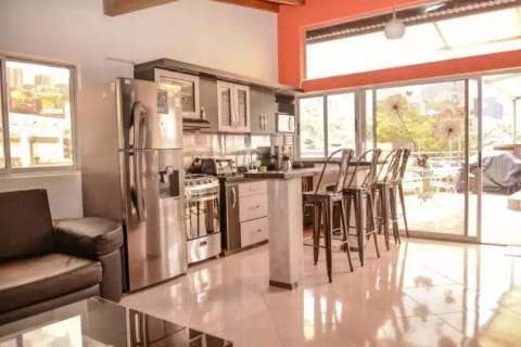 3 Bedroom PH HUGE HOT TUB Duplex Mountain View