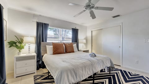 Second king bedroom