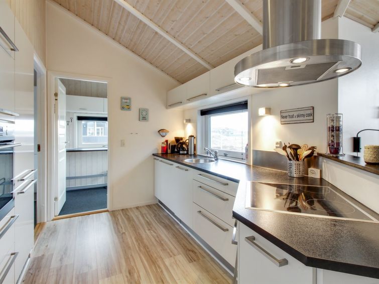 Kitchen - Sylta - 175m from the sea in Western Jutland - Hvide Sande