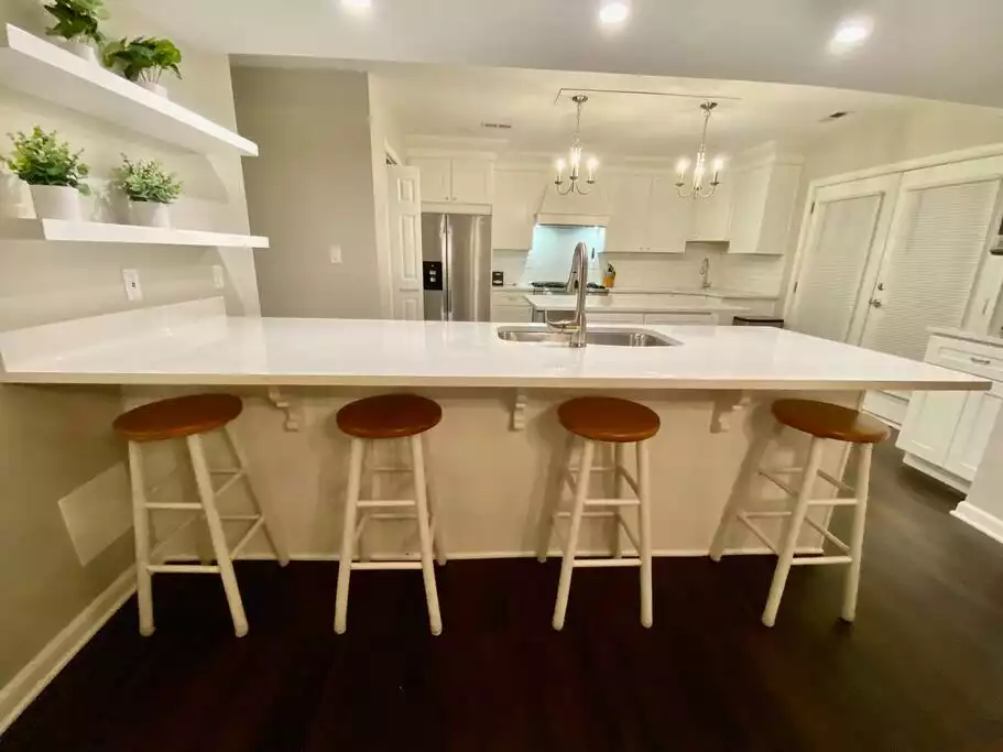 Croatan Beach - Big Kitchen, Hot Tub, 2 Masters - Virginia Beach Croatan Beach - Big Kitchen, Hot Tub, 2 Masters - Virginia Beach