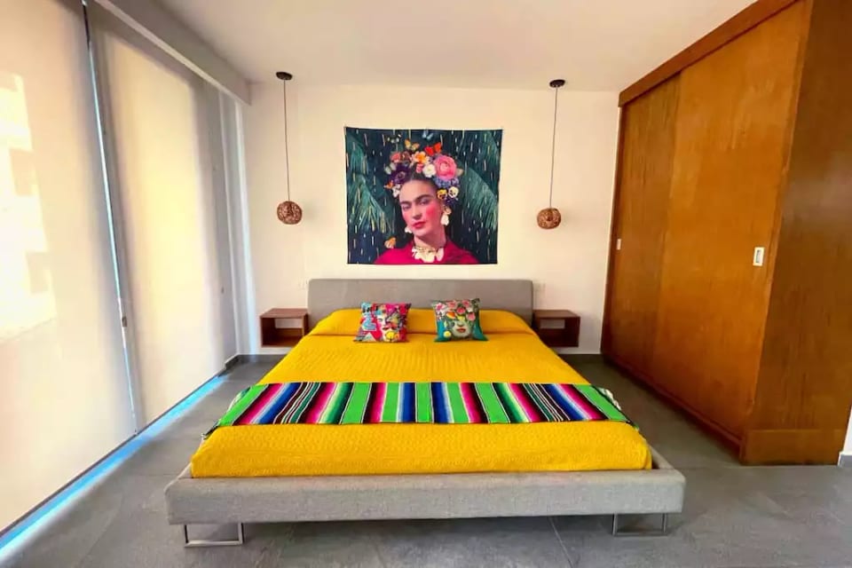 King size bed