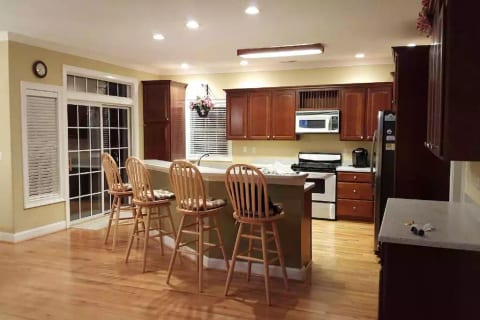 Kitchen Counter. Great for hanging out in the Kitchen. Polished Hardwood Oak Floors