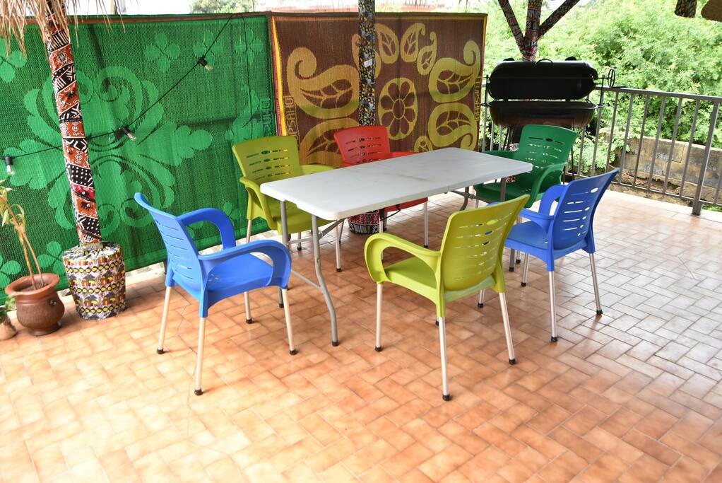 Possible access to our large terrace on the 1st floor with decorated straw hut, hammocks, garden furniture, and barbecue in complete privacy. - Two Bedrooms on the First Floor in Entire House - Porto-Novo