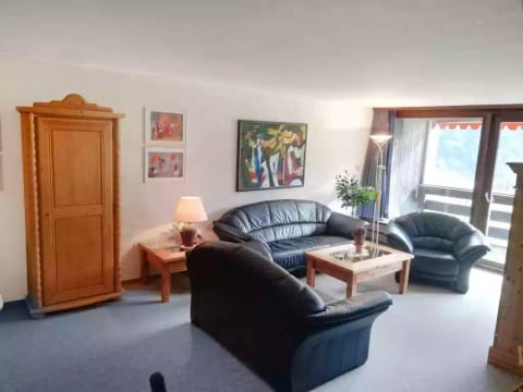 Apt B 032