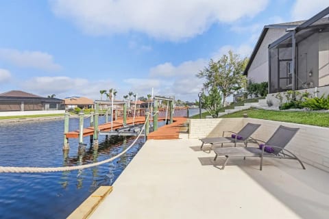 Villa Tauro | Heated Pool | Canal Front