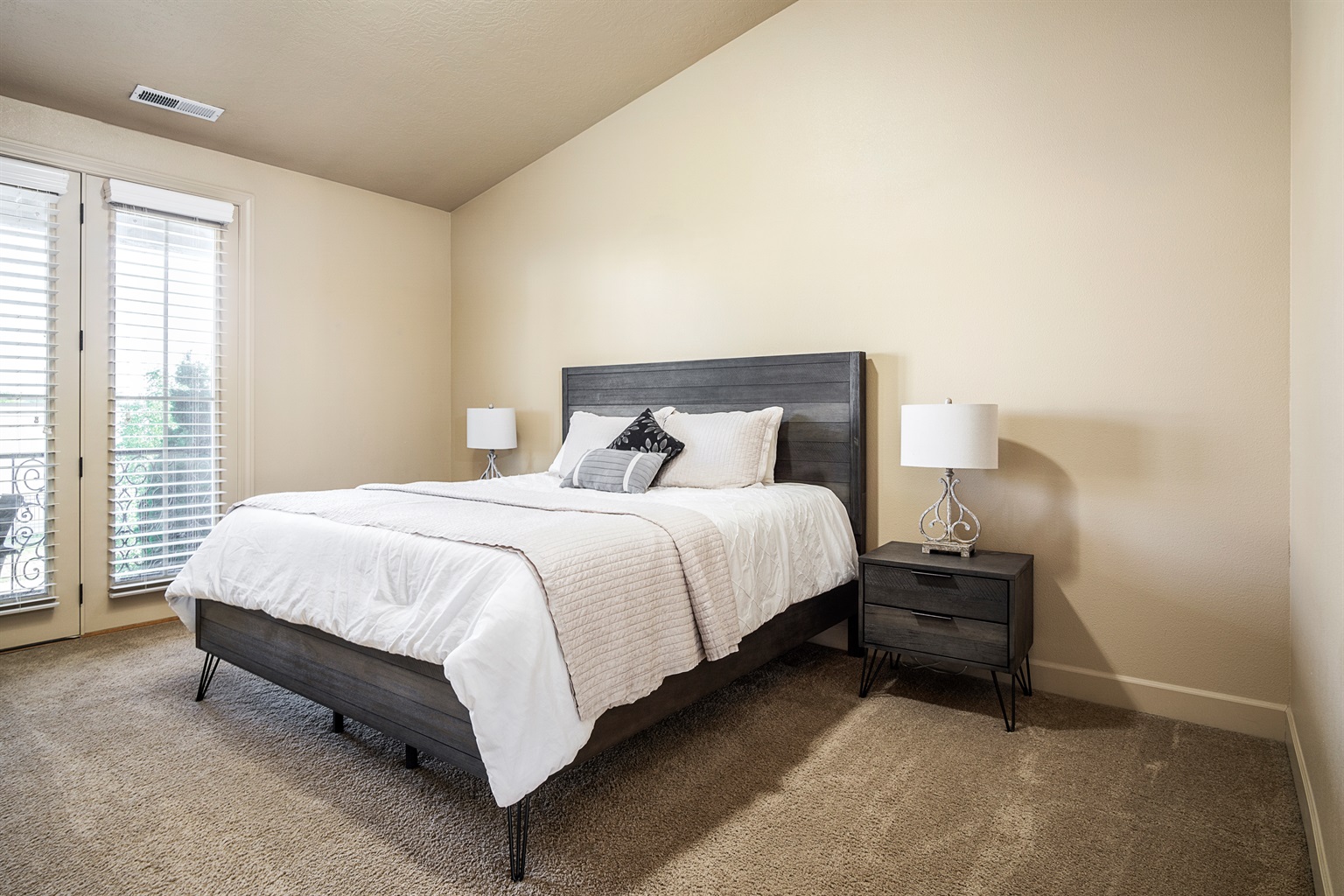 A La Mode Stunning 4 bedroom Orem Home - Orem