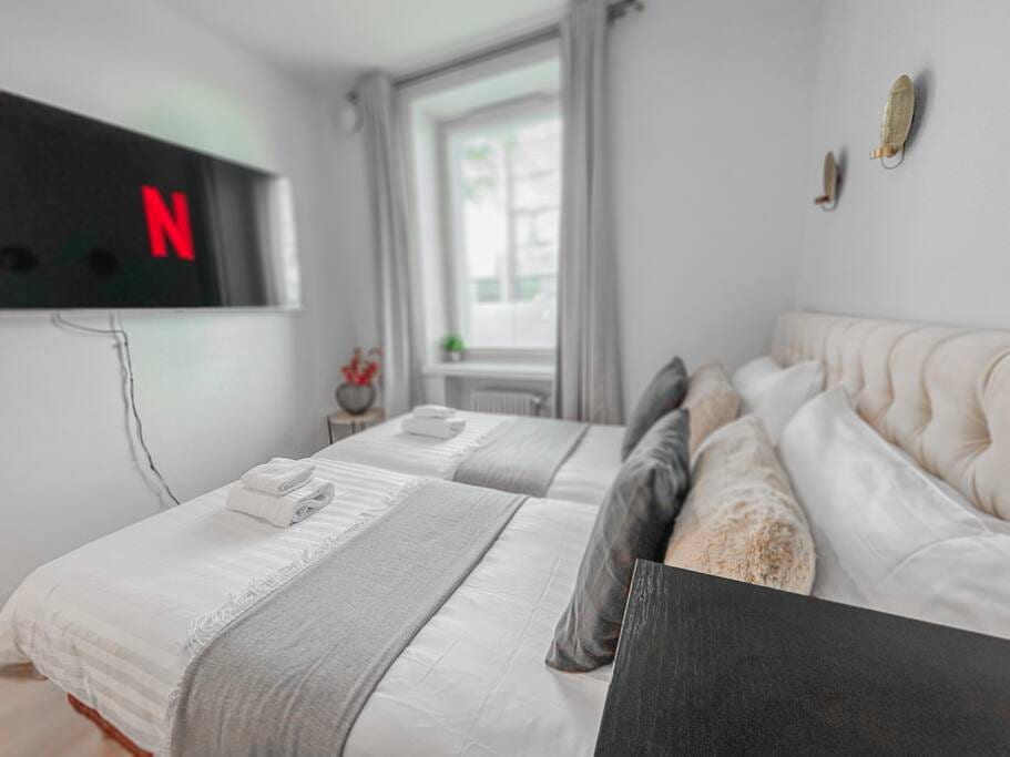 Free wifi, a big Smart TV and fresh sheets in the beds. In Residential Hotels everything is taken care of!