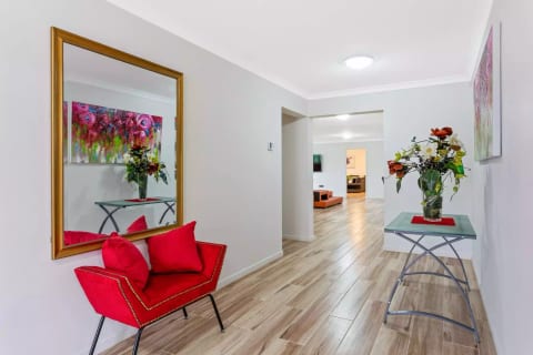 Bulla Lodge - Spacious 6 Bdrms Melbourne Airport