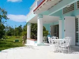 Negril Beach Villa