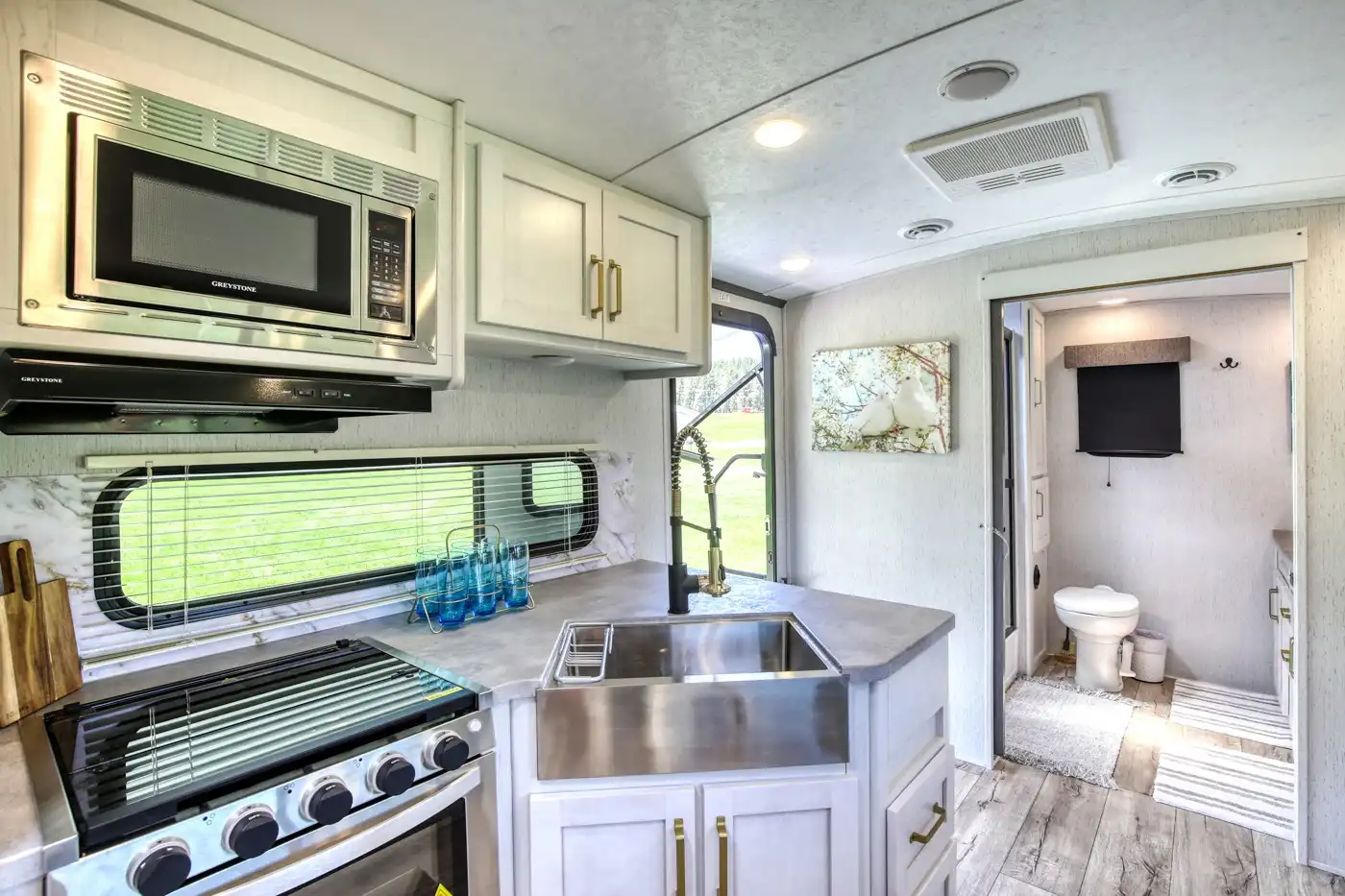 Dove Getaway: King-Bed Views Near-Trails Perfect - Nemo Dove Getaway: King-Bed Views Near-Trails Perfect - Nemo