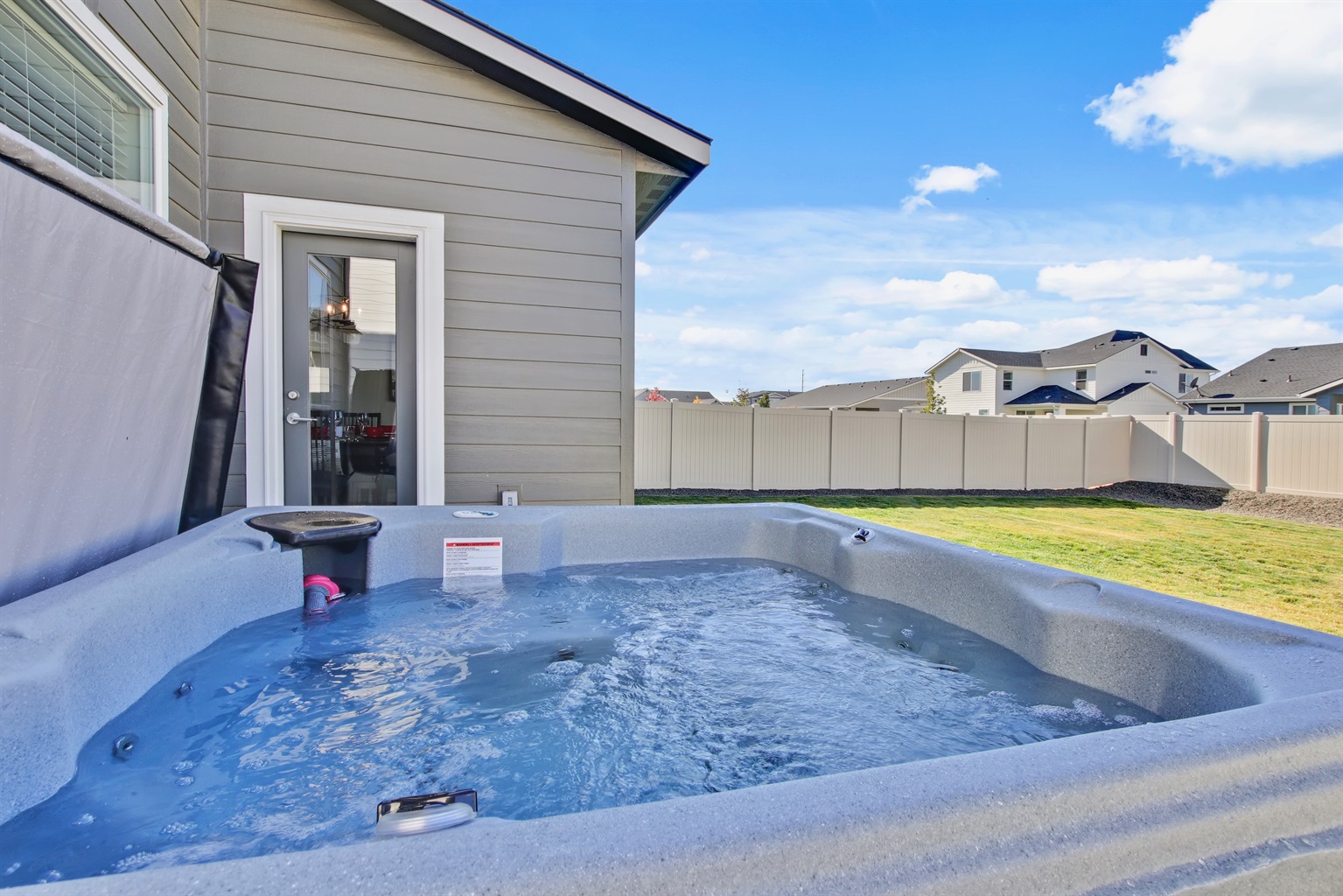 4-bedroom-home-with-full-office-space-and-hot-tub!/