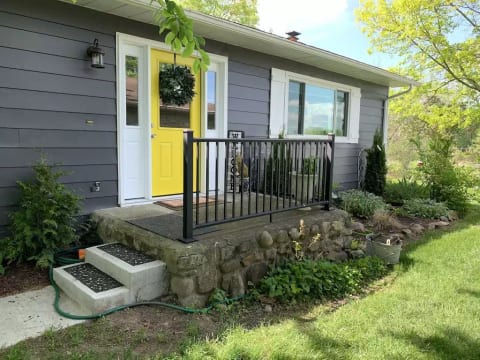 Front door entrance, few steps to navigate.