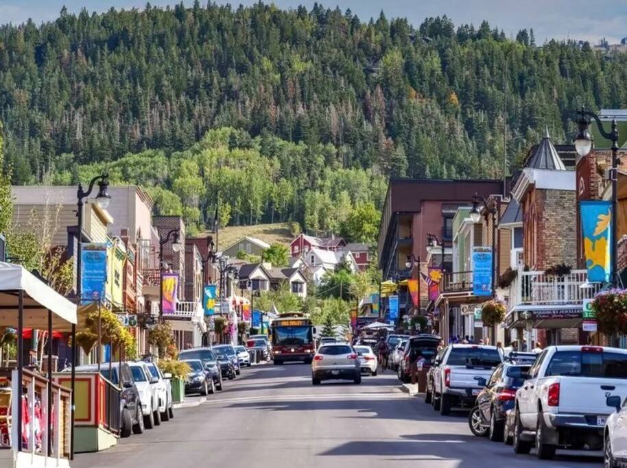 Main Street Park City is close by! - Deer Valley Townhome w/ private hot tub & sauna - Park City