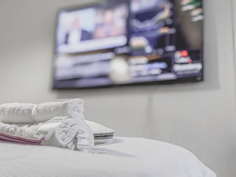 We have fresh towels for each guest.