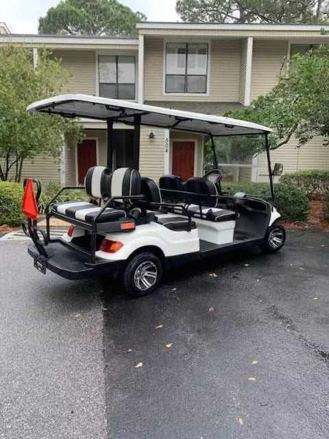 Golf & Beach Resort Condo w/ 6 Seat