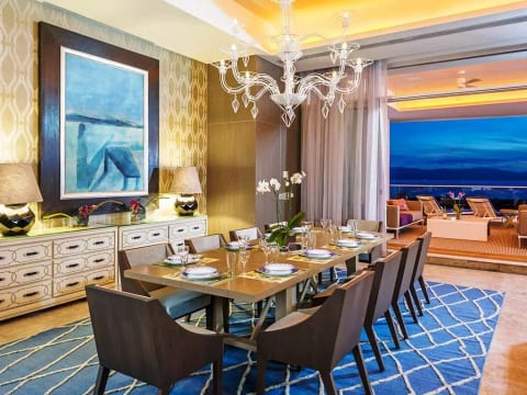 Dining room opens to deck