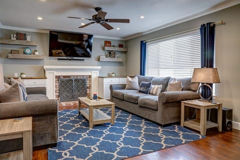 Cozy Watsonville Escape 