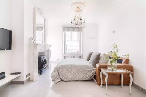 POSH LONDON VICTORIA/BELGRAVIA STUDIO