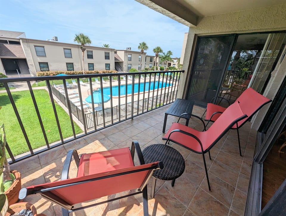 Seascape Covered Patio with Pool View