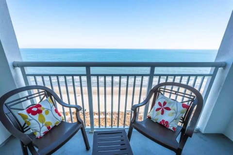 Direct Oceanfront!