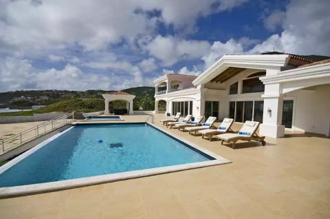Casa Sunshine - Beach Front - Guana Bay 