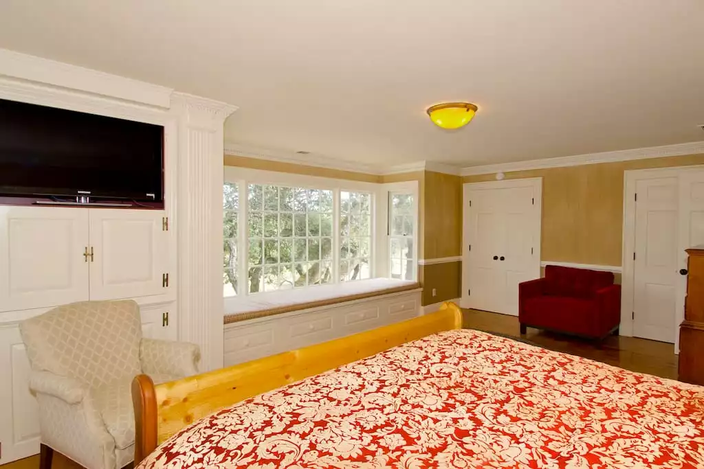 View from bed in Upstairs Master Bedroom View from bed in Upstairs Master Bedroom - 33 Acre Wine Estate,Lake,Waterslide - Glen Ellen