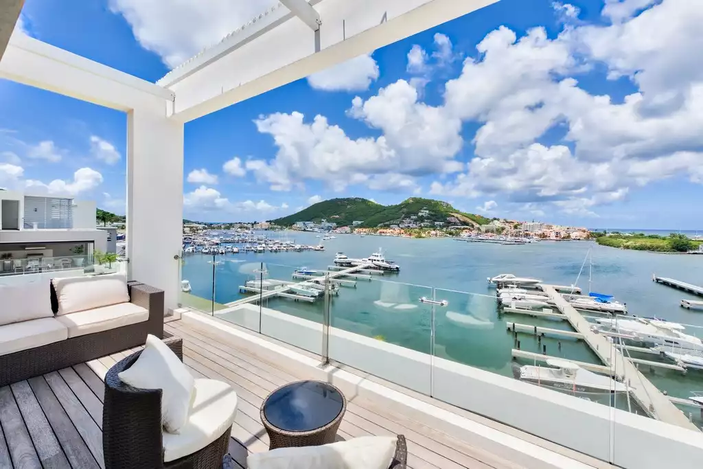 Just Blue Penthouse - Simpson Bay Lagoon