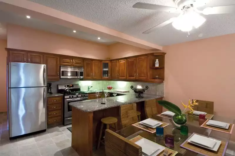 adelaide-s-escape-dutch-st/