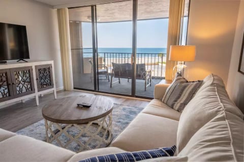 Beautifully Decorated, Beautiful View!