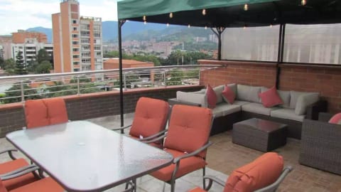 Penthouse Roof Deck 5 Bedroom Duplex Elevator