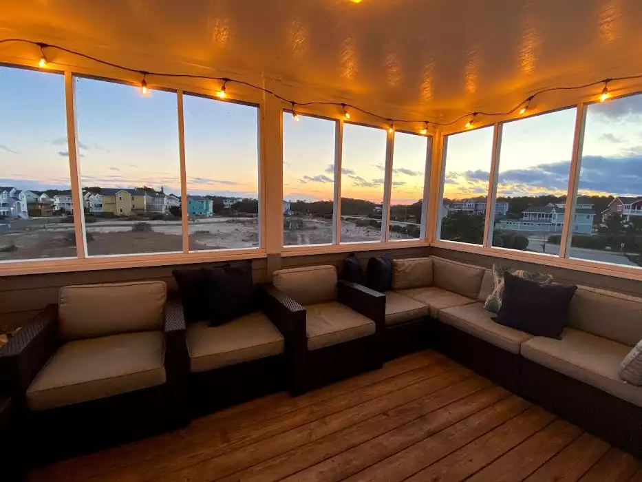 Screened Porch on Upper Level - Shell Of A Good Time (Corolla Vacation Home) - Corolla