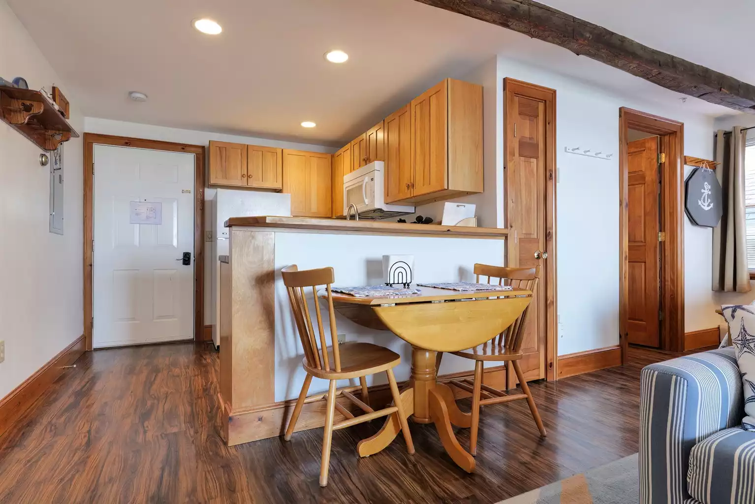 Dining area - Ocean View - Lincolnville