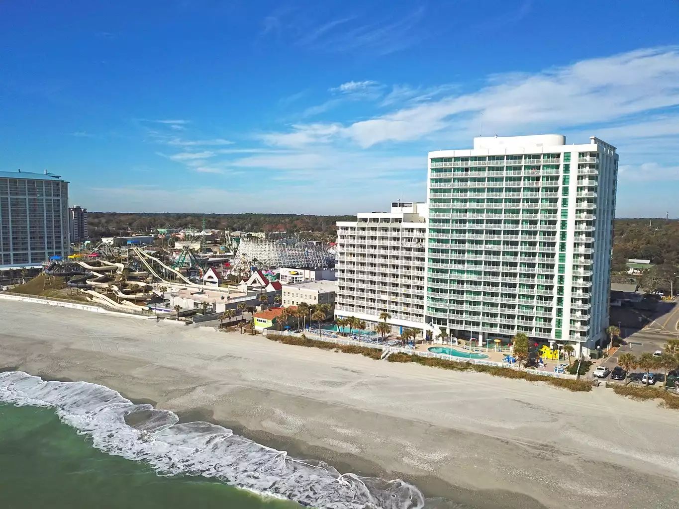 Beach is just few steps away! - Sandy Beach 807 - 1 Bedroom - Myrtle Beach