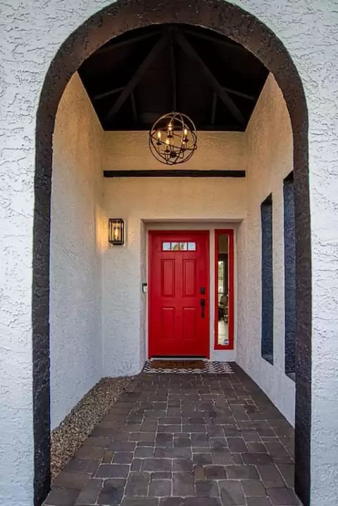 Front door entry way.