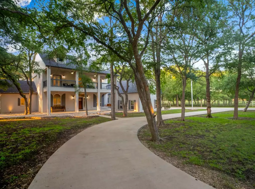 Escape to the Whispering Oaks Estate - Main House at Whispering Oaks Estate - Dripping Springs