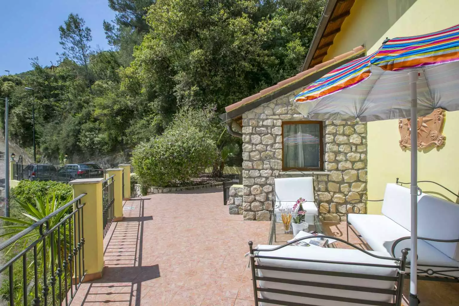 Outdoor terrace - Villa Monte Enrico - Pool And Whirlpool - Camporosso