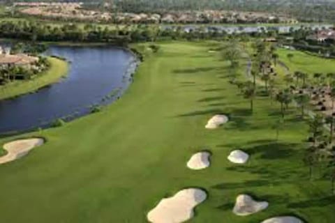 18 hole premier golf course in the community. Daily or Monthly rates available. Plus more than 50 golf courses nearby for a great variety of choices/$.