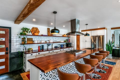 Who's the chef of the group? The kitchen is 110% stocked. The views are juicy and coffee (espresso) is strong
