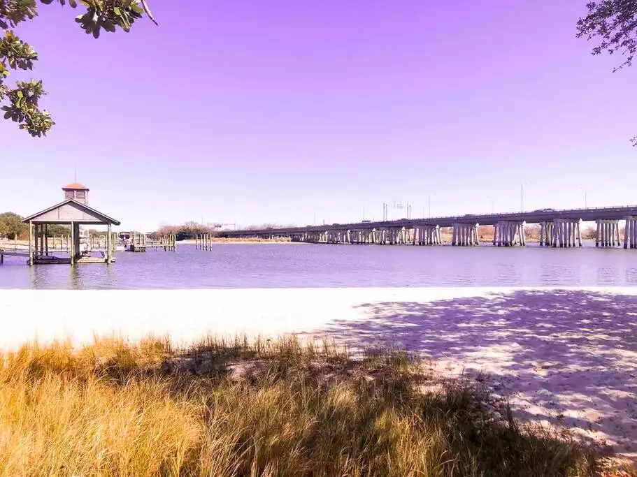 Beach at Captains Quarters - Private Home/Beach/Wi-Fi/Grill/ Bunk-room/ Parking - Norfolk