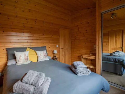 Loch Leven Lodge 10