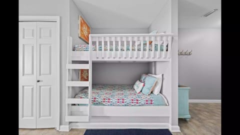 Hall bunks
