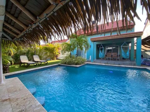 Amazing Villa Private Paradise with Heated Pool