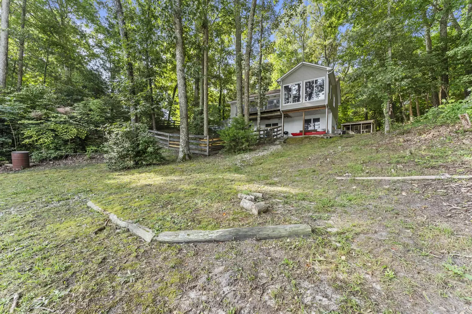 Waterside of house and view of the sunporch. Waterside of house and view of the sunporch. - Waterside - Heathsville
