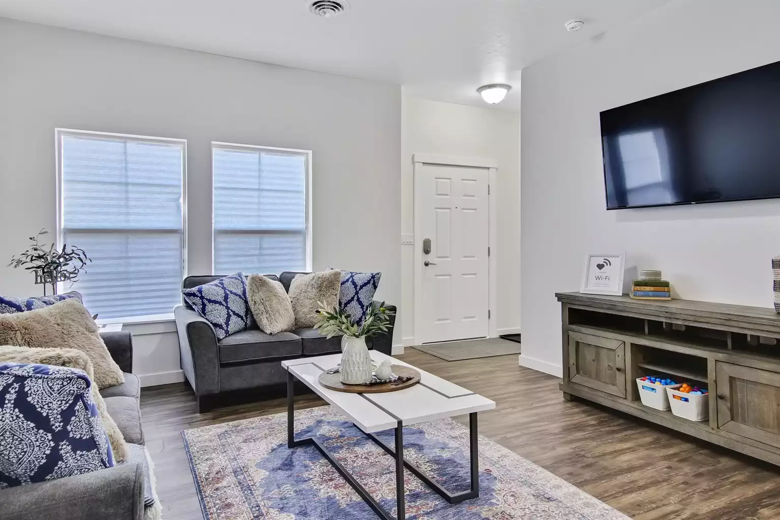 charming-centrally-located-boise-meridian-townhome/