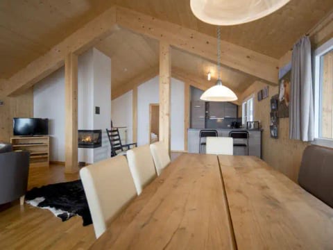 #46 mit IR-Sauna und Sprudelbad innen