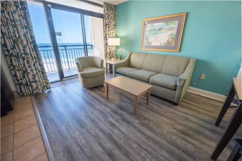Direct Oceanfront!