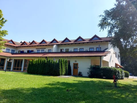 See Appartment 29